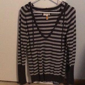 Long sleeve hooded sweater